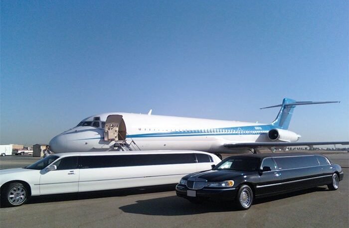 Choose-Best-Luxury-Airport-Limousine-services-Atlas-Limo-1-e1722084974644.jpg